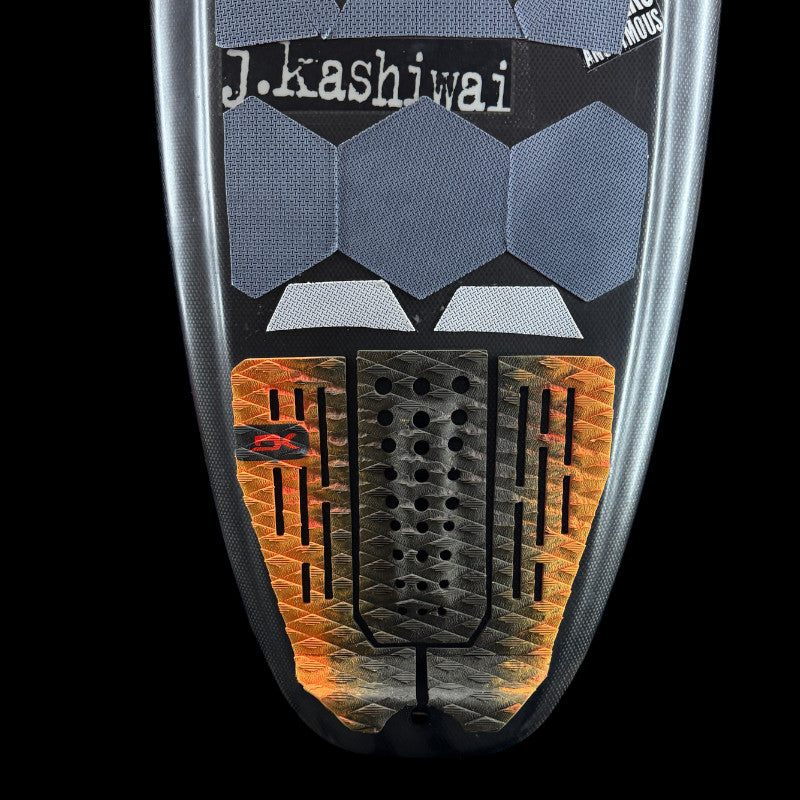 4'9" Shortboard, Carbon, 28.5L