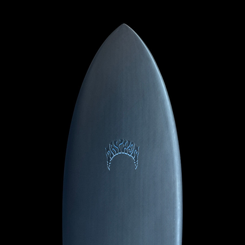 5'3" Pisces, Blacksheep, 26L