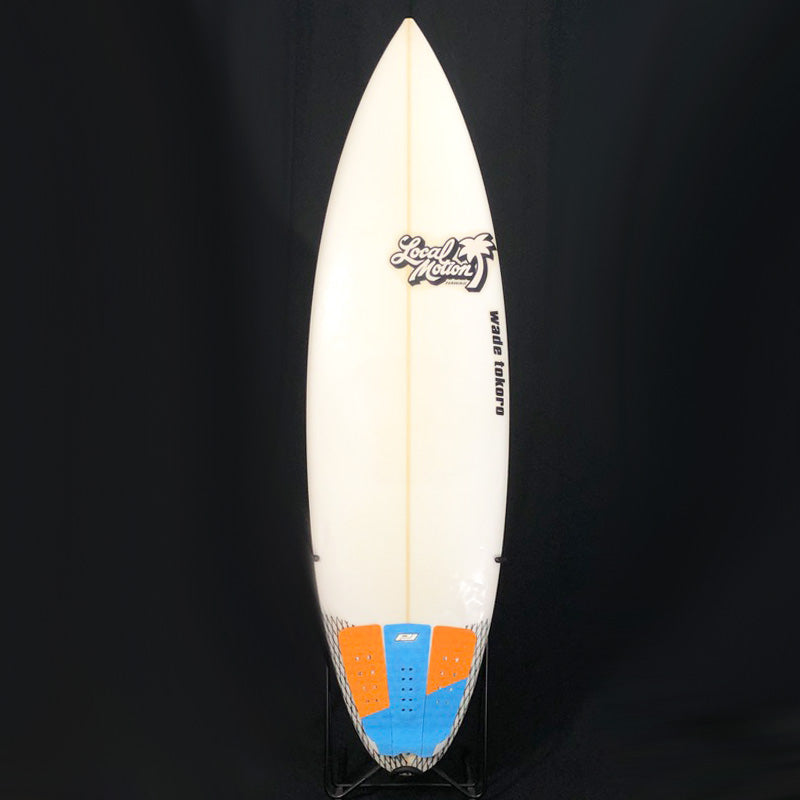 5'8" Asing, with fins